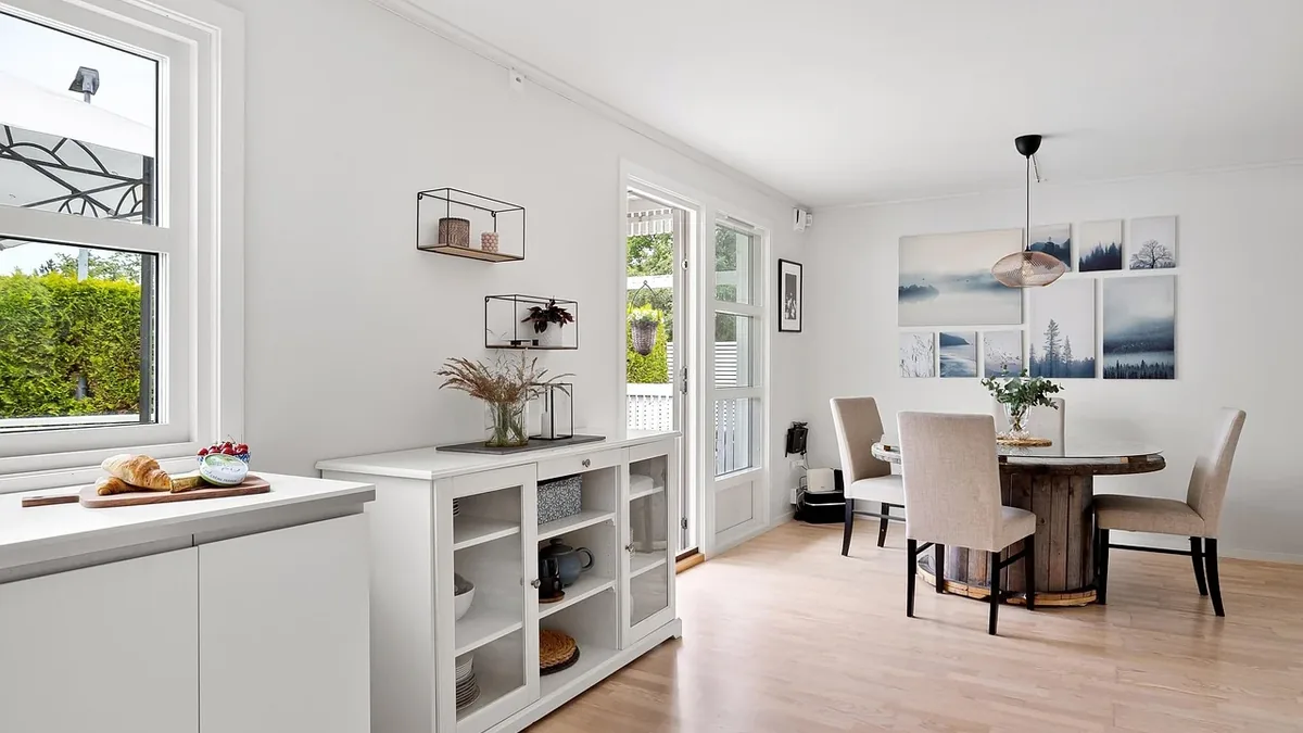 Sideboard